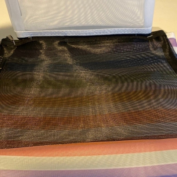 ELLE Mesh Travel Bags Set - Picture 2 of 4